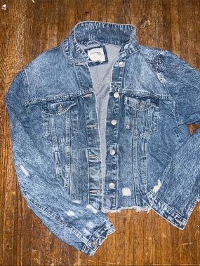 3/$15. Distressed Denim jacket L